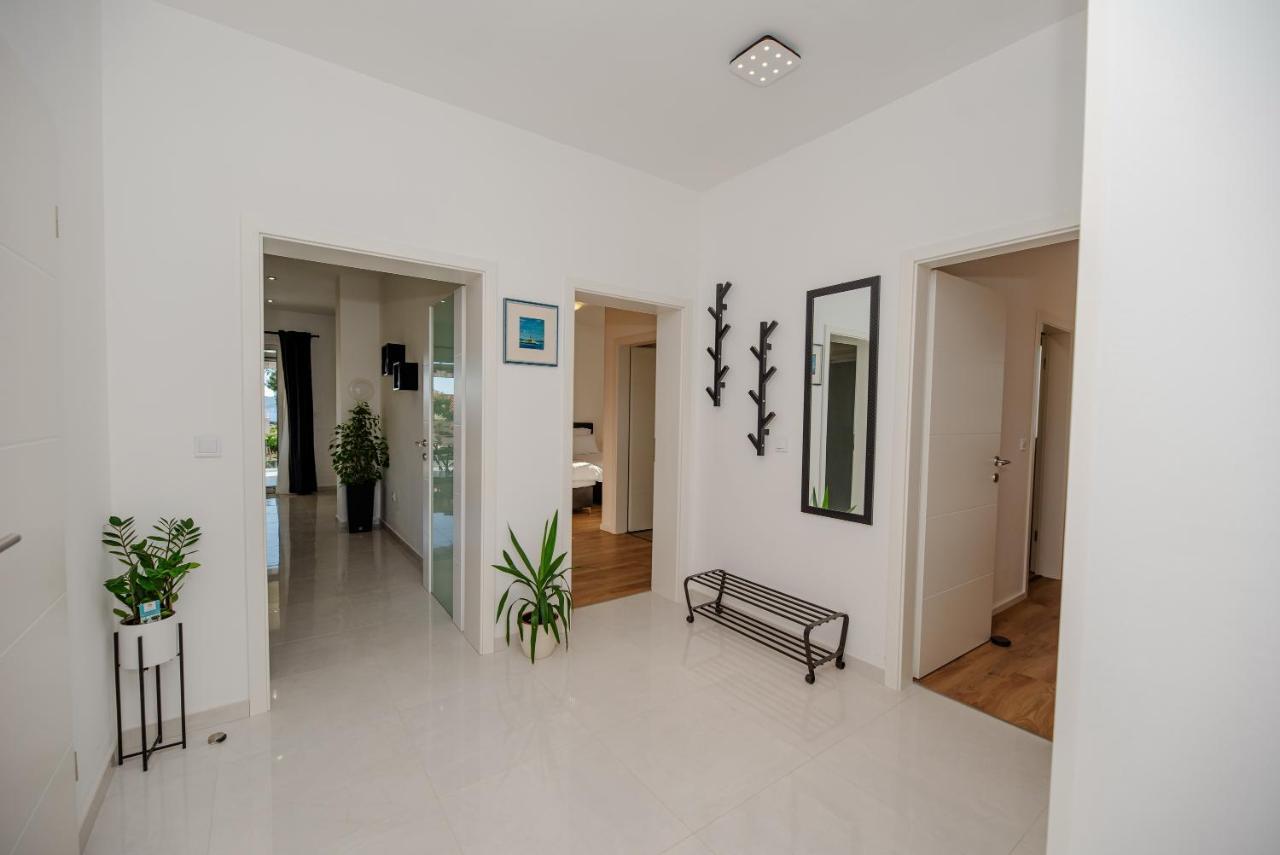 Villa Sportiva Zadar With Private Heated Pool Exterior photo